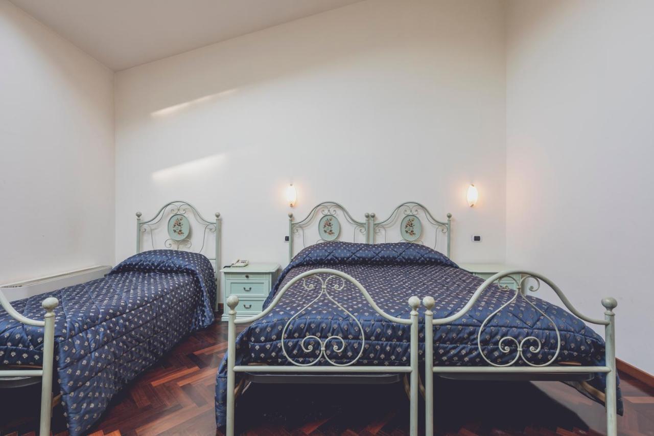 Albergo Ristorante Pasqui Rocca San Casciano エクステリア 写真